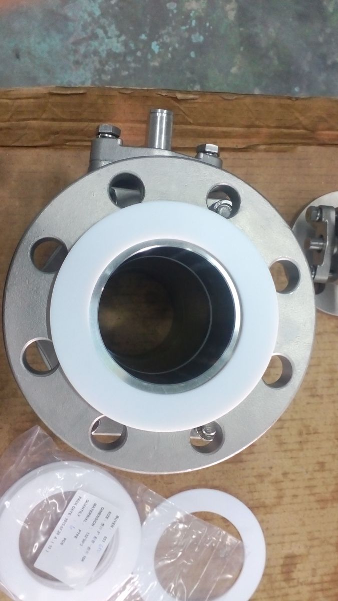 Gioăng mặt bích PTFE